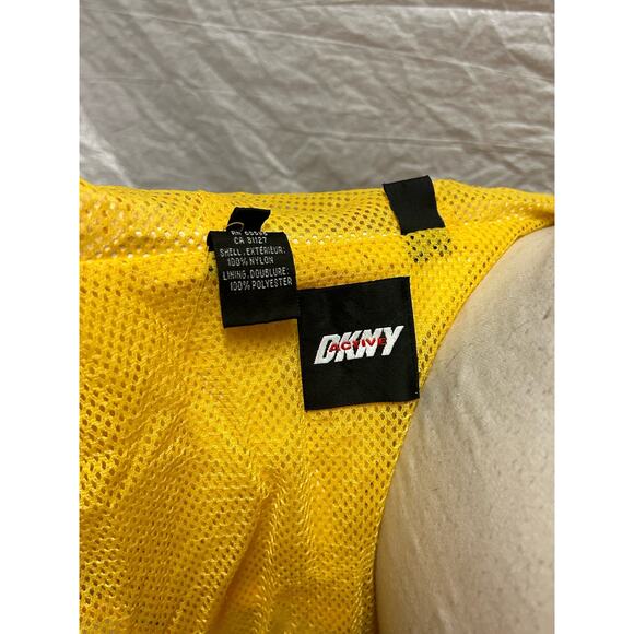 DNKY Medium Yellow Reflective Windbreaker Jacket, Zipup Pockets and Middle - Picture 9 of 9